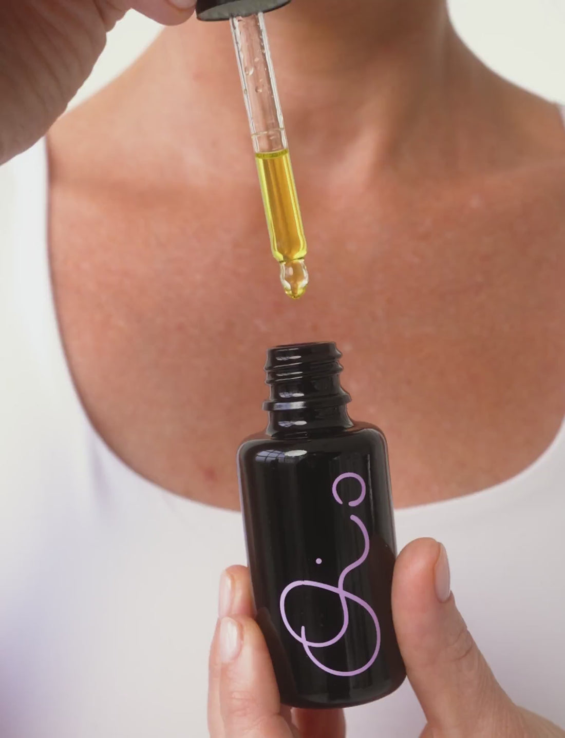 &quot;7 Moments&quot; Facial Oil